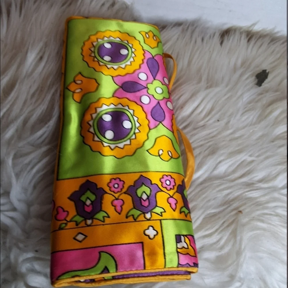 Vintage Multicolor Jewelry Organizer